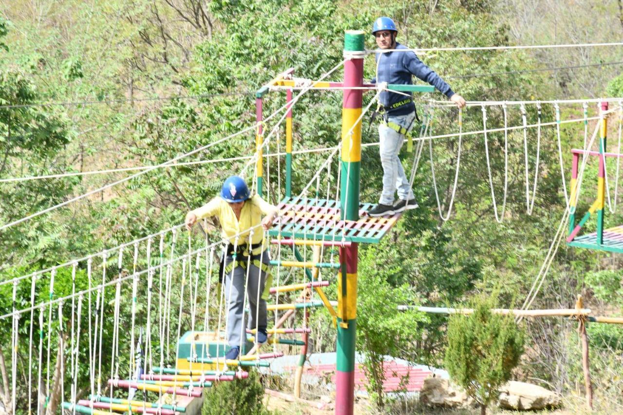 Nakshatra Resort Kunihar 외부 사진