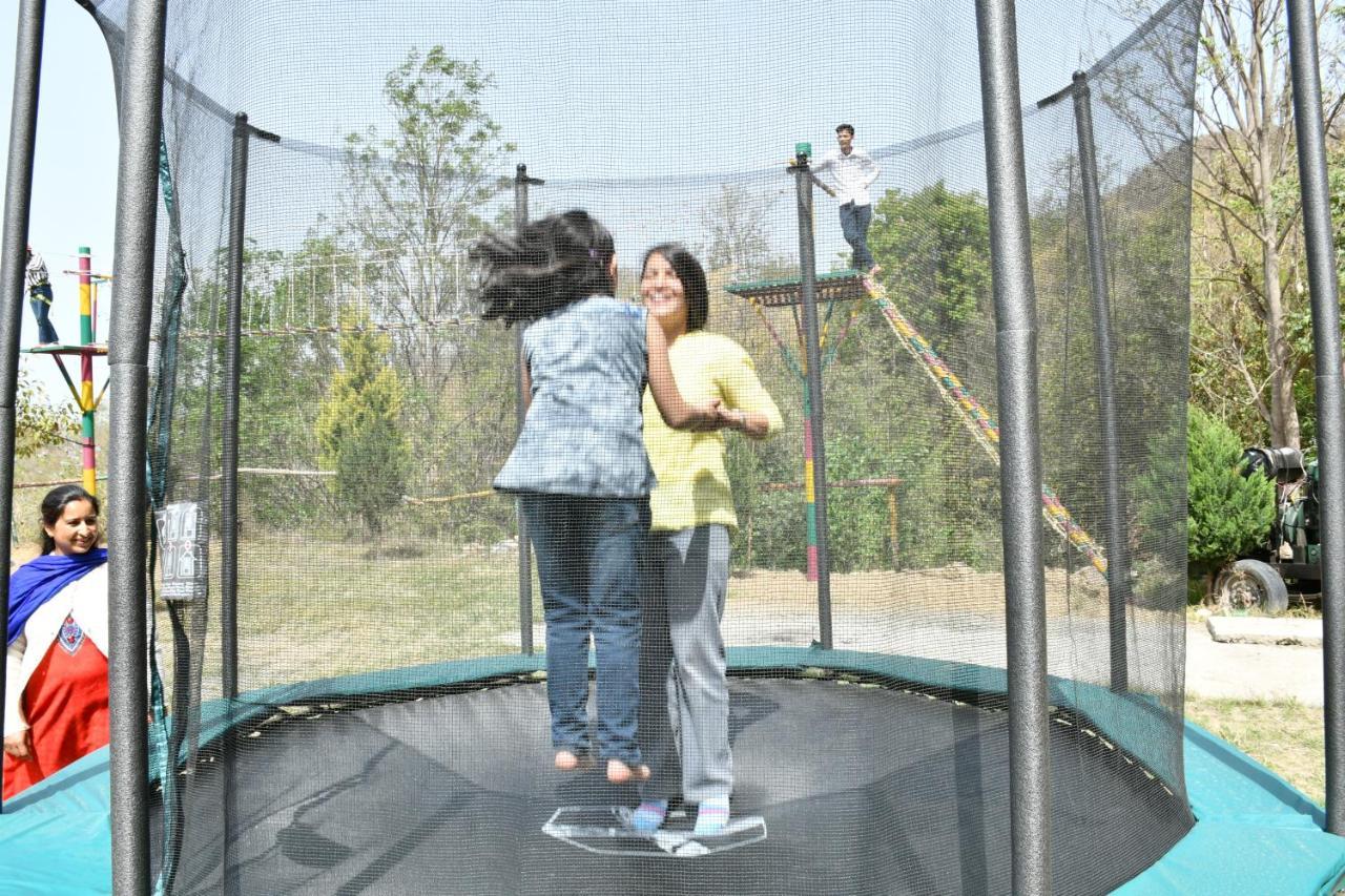 Nakshatra Resort Kunihar 외부 사진