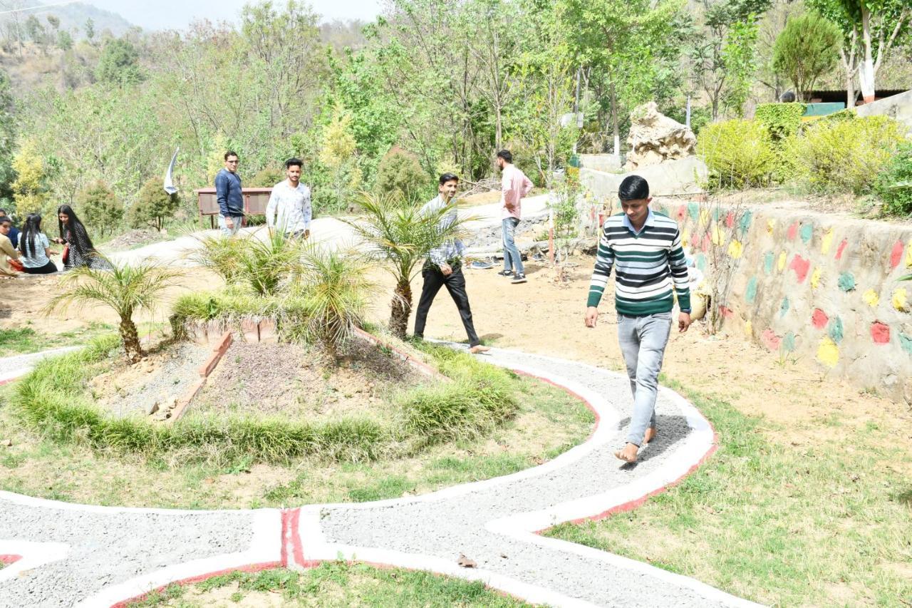 Nakshatra Resort Kunihar 외부 사진