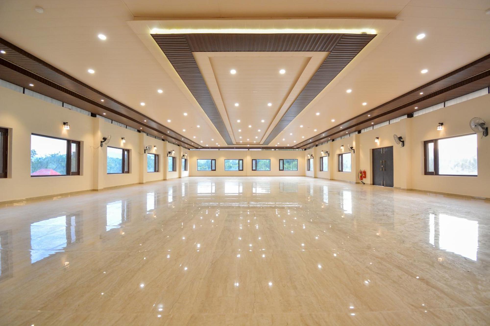 Nakshatra Resort Kunihar 외부 사진