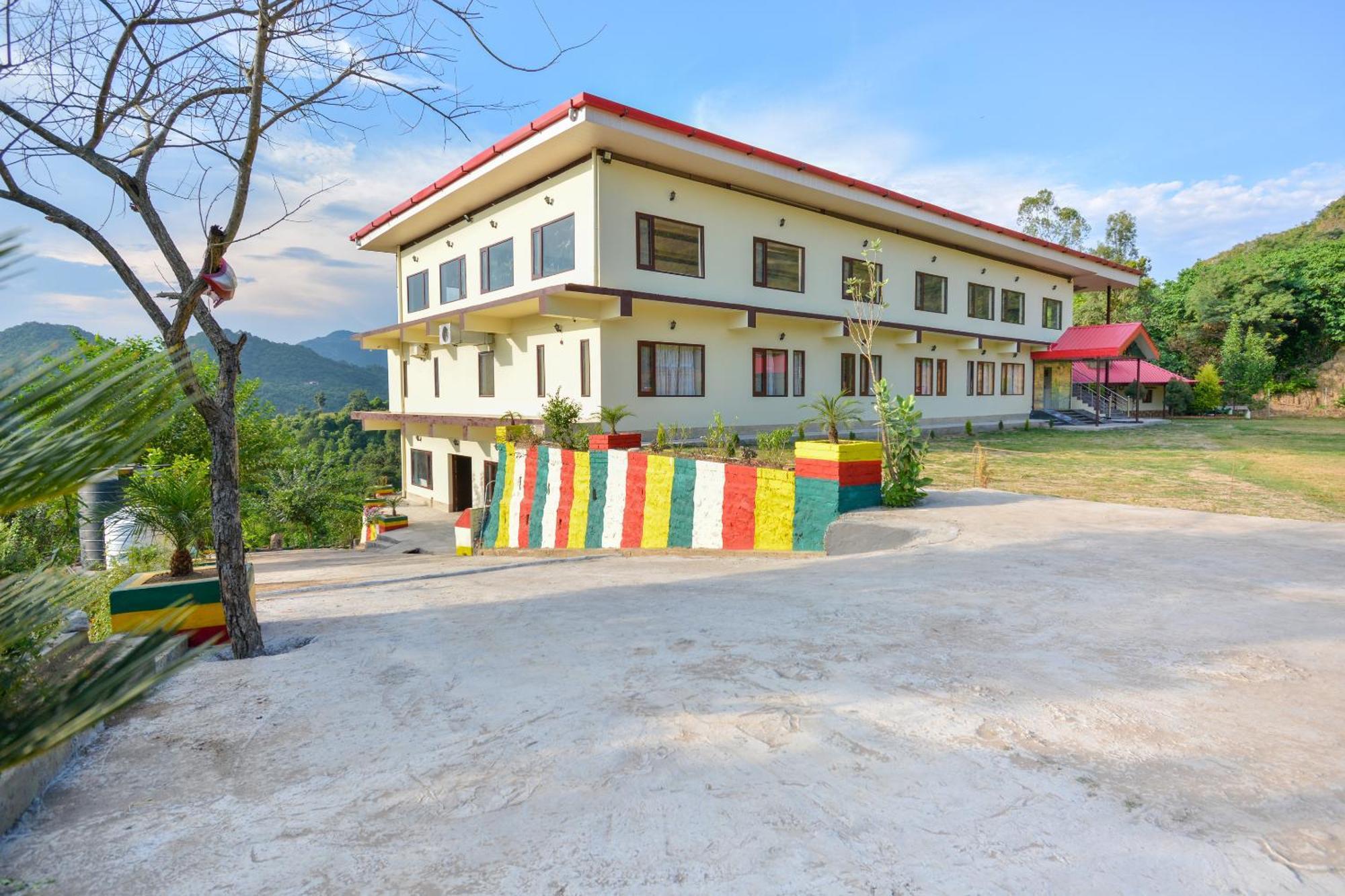 Nakshatra Resort Kunihar 외부 사진