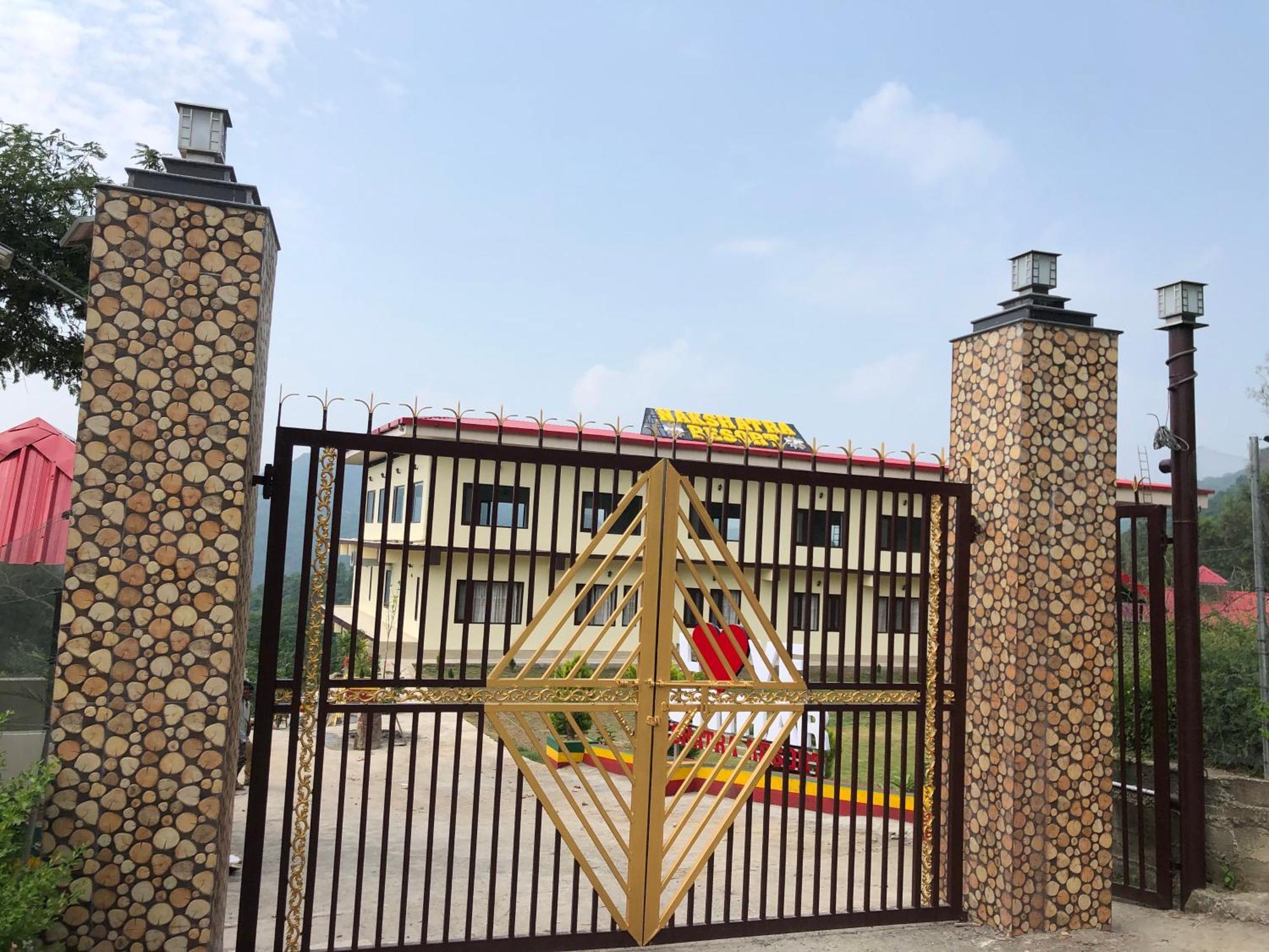 Nakshatra Resort Kunihar 외부 사진