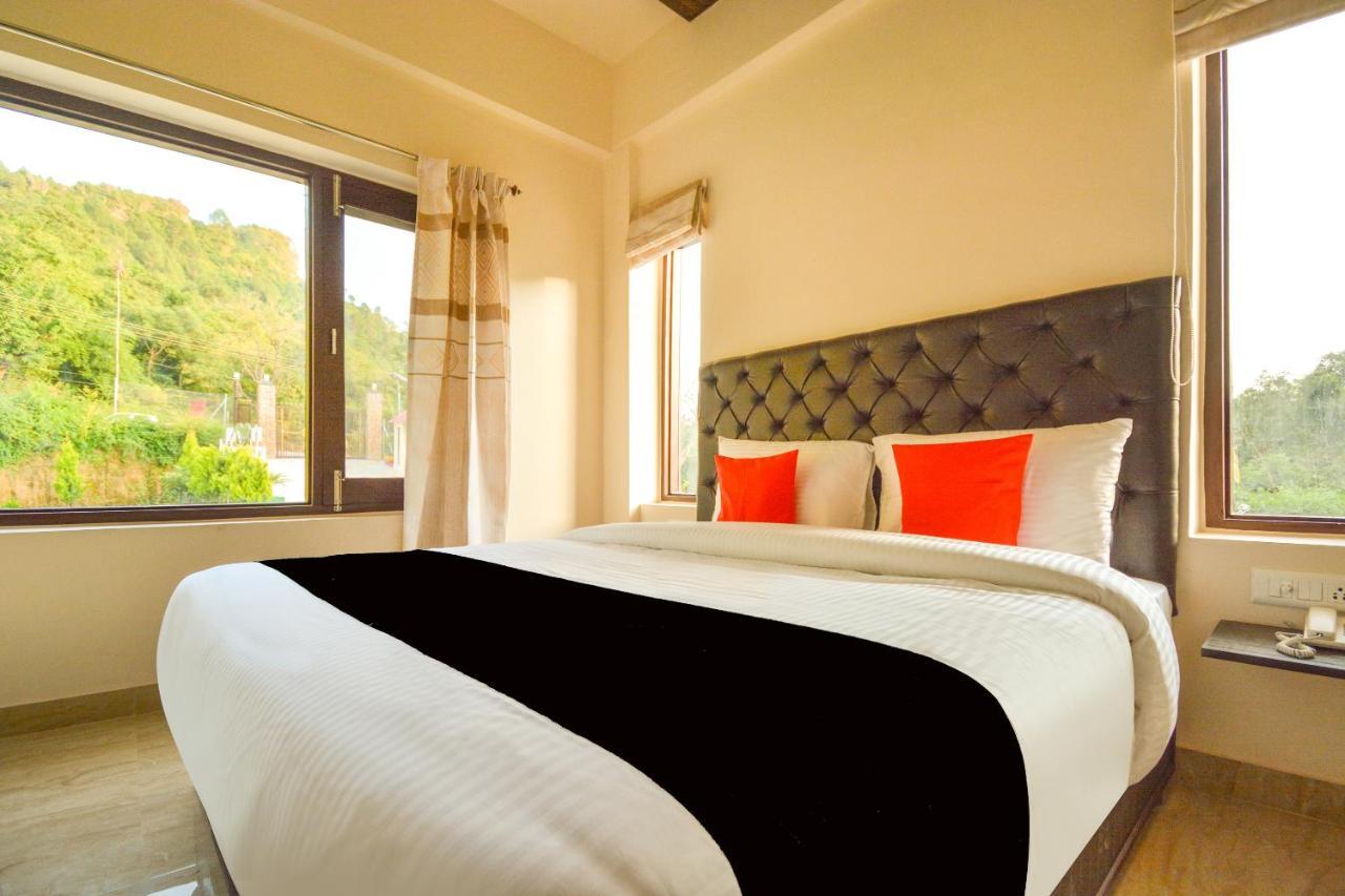 Nakshatra Resort Kunihar 외부 사진