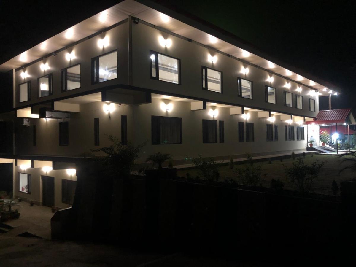 Nakshatra Resort Kunihar 외부 사진